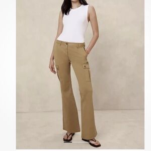 Banana Republic Factory Tan Flare Cargo Pants - Size 8
